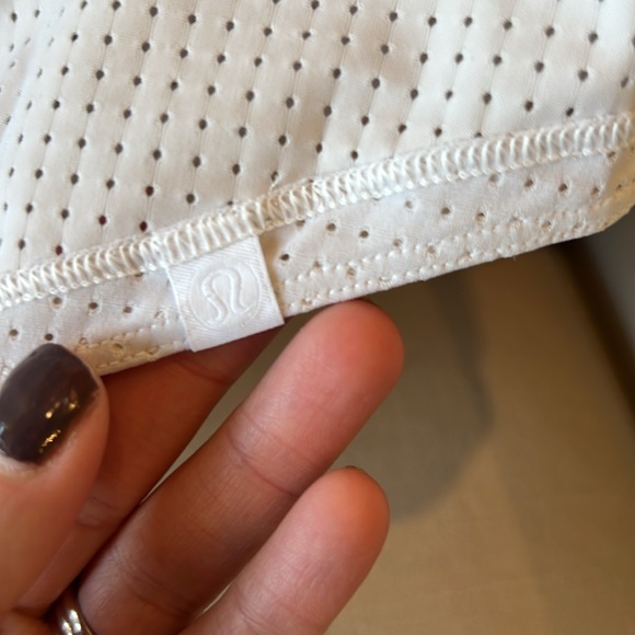 LULU football jersey type top so cute - Picture 6 of 9